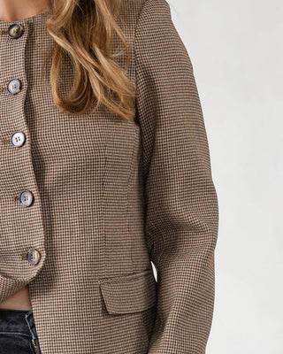 ASTR The Label Bellmere Houndstooth Jacket - Camel - JO+CO