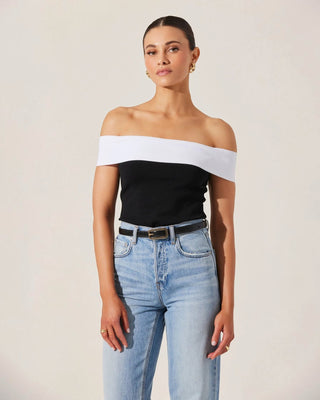 ASTR The Label Rochelle Sweater Top - Final Sale - JO+CO