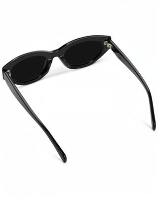 Loretta Sunglasses : Black/Triple Black Lens - JO+CO