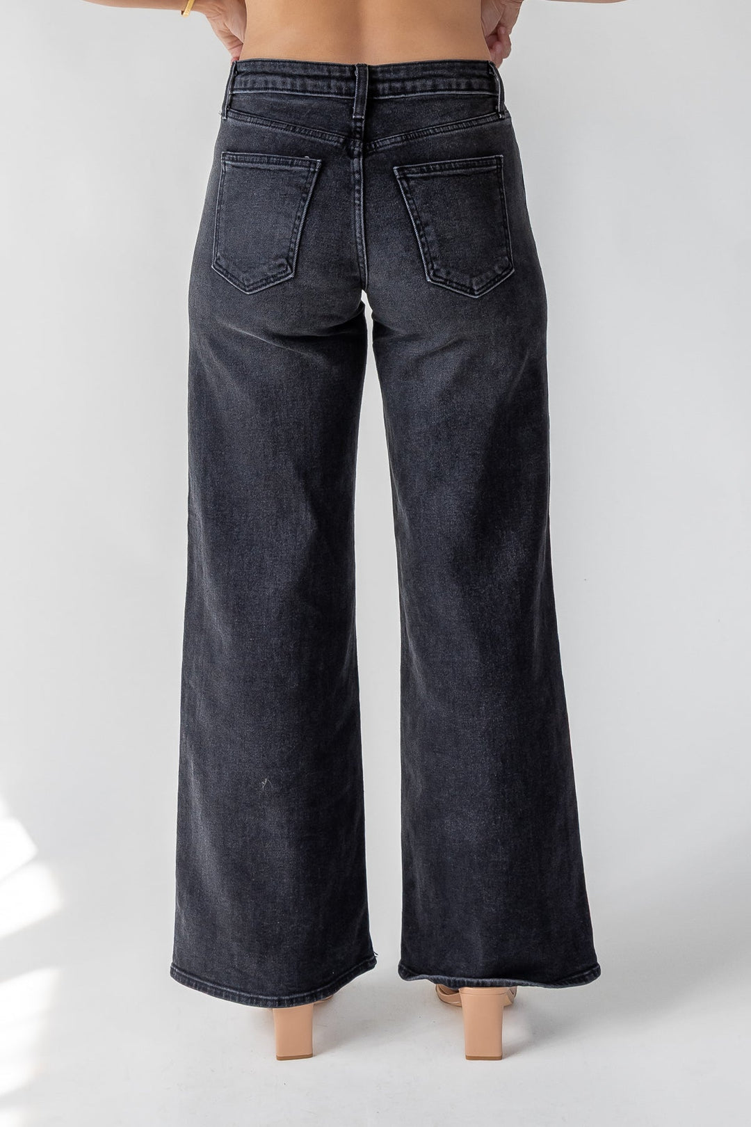 Reeve Black Ultra Wide Jean - JO+CO