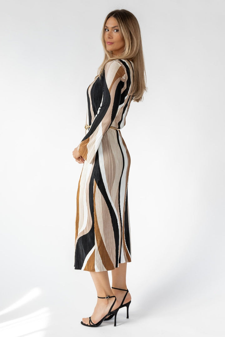Selah Mocha Wave Print Maxi Dress - Final Sale - JO+CO