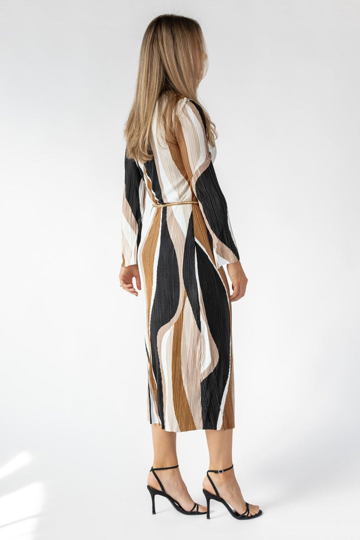 Selah Mocha Wave Print Maxi Dress - Final Sale - JO+CO