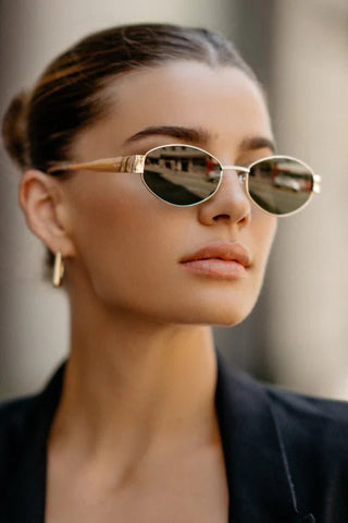 Verona Sunglasses: Gold/Black Lens - JO+CO